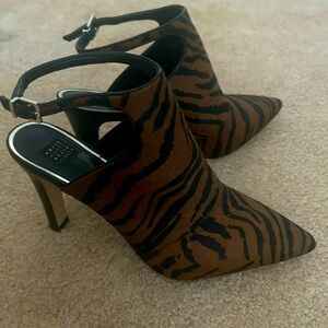 White House Black Market Dana Boots